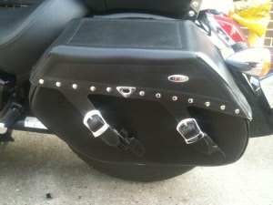 Lockable hot sale motorcycle saddlebags